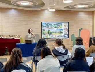【花朵新闻】苏港幼教深度交流：香港耀中幼教学院师生探访花朵幼儿园