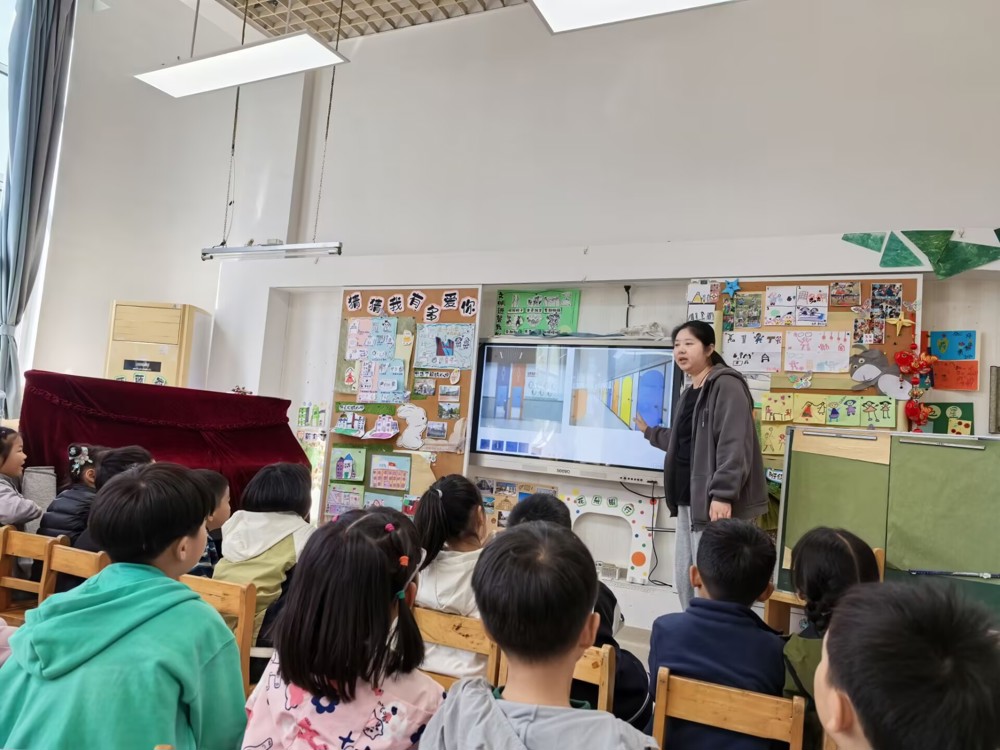 1c092f0ca1455930a12271f547345580