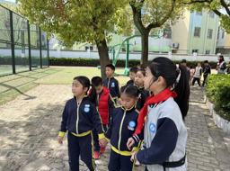 参观小学